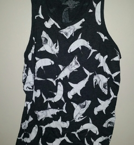 Shark tank top