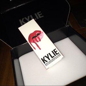 Brand new Kylie Lip kit
