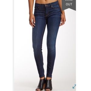 Hudson Nico Mid-rise super skinny worn twice