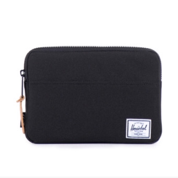 ❗️24 hour sale❗️Herschel iPad Mini Anchor Sleeve