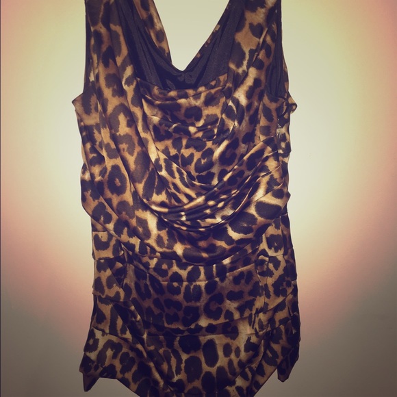 Leopard print top