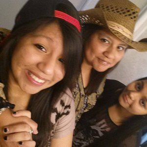 Meet your Posher, Ramona