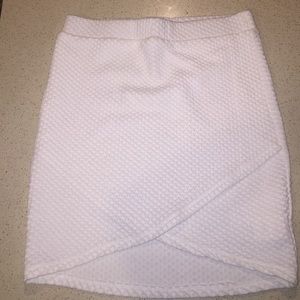 2B by BEBE - Size SMALL - Skirt