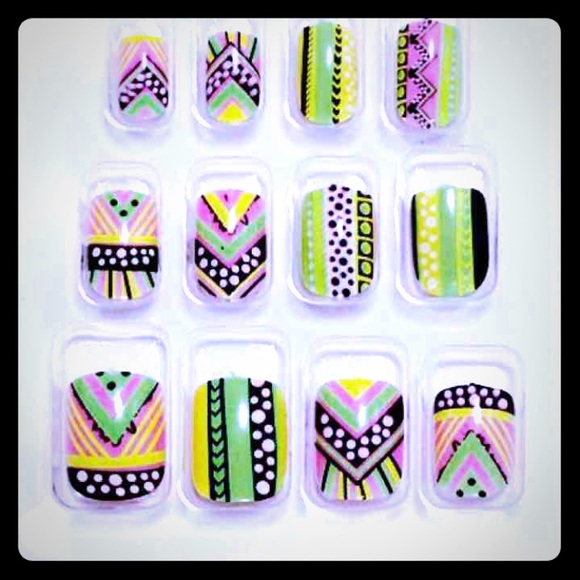 NWT nail art!