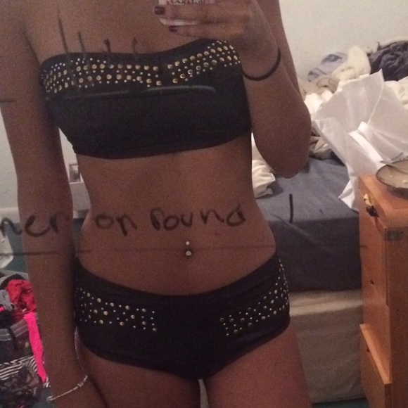 A a black set