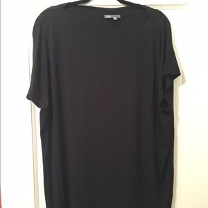 Vince basic black longer T-shirt