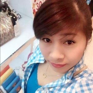 Meet your Posher, Oanh