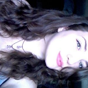 Meet your Posher, Phoebe