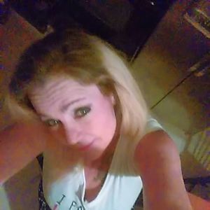 Meet your Posher, Annette