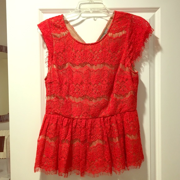 Anthropolgie Maeve red lace peplum top. Sz. M