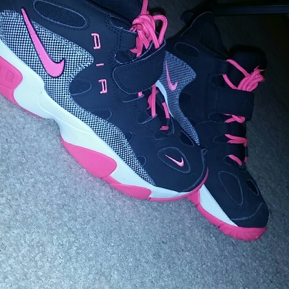 Nike Air Turf Raider - Picture 2 of 3