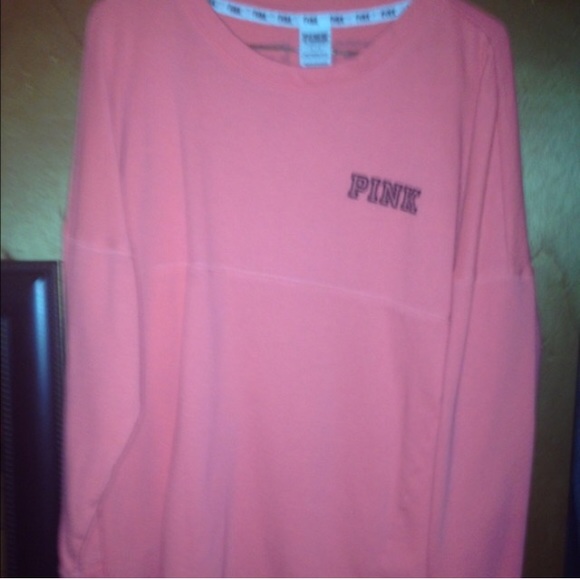 VS PINK CREW