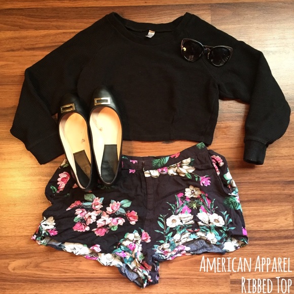 🚫SOLD🚫😎 American Apparel Ribbed Crop Top 😎