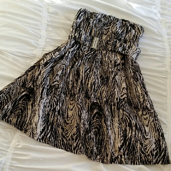 Sleeveless A-line Dress