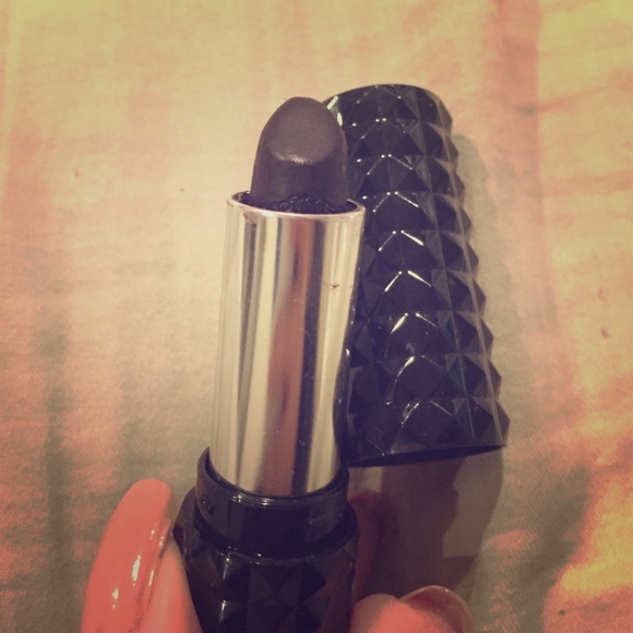 Kat Von D Lipstick- Homegirl