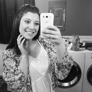 Meet your Posher, Alyssa