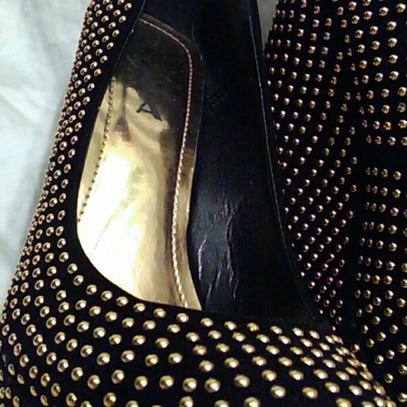 Wedges - Picture 2 of 2