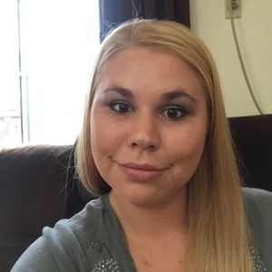 Meet your Posher, Lexi