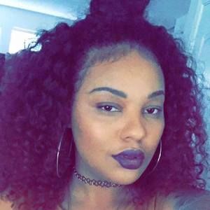 Meet your Posher, Shanel