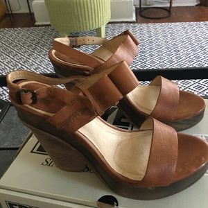 Earthy sexy Frye sandals