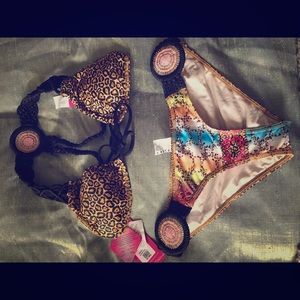 Mar de Rosas bikini~ perfect for the summer