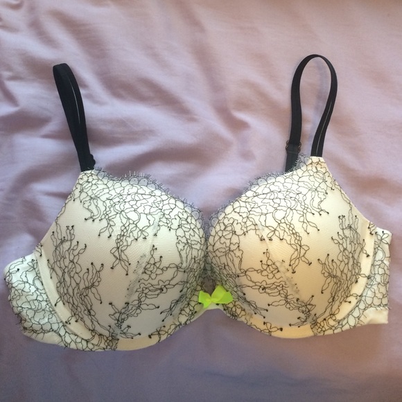 Victoria's Secret Very Sexy Bra