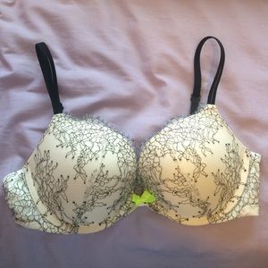 Victoria's Secret Very Sexy Bra
