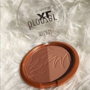 Milani bronzer