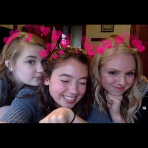 Meet your Posher, Ellie