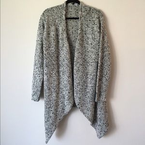 H&M Fly away open cardigan