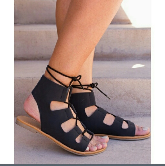 Sandals - Picture 2 of 4