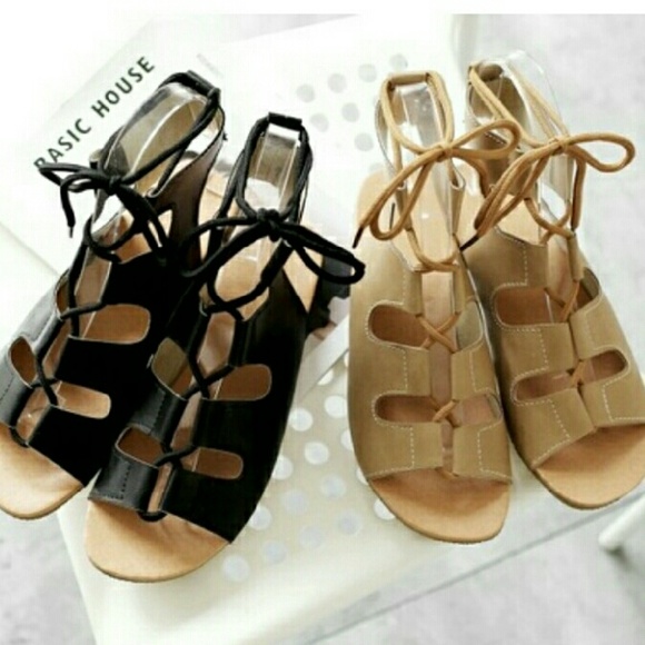 Sandals - Picture 3 of 4