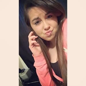 Meet your Posher, Brittney