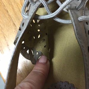 Photos of shoe lining