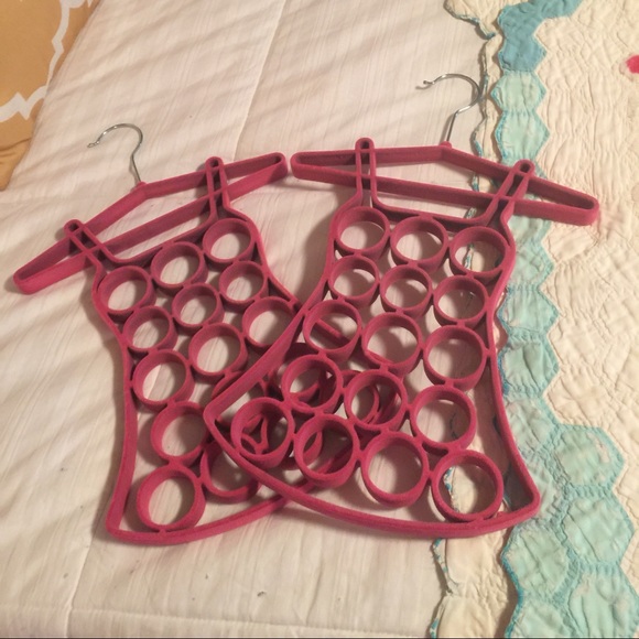 Scarf Holder with 16 holes on each. There are 2