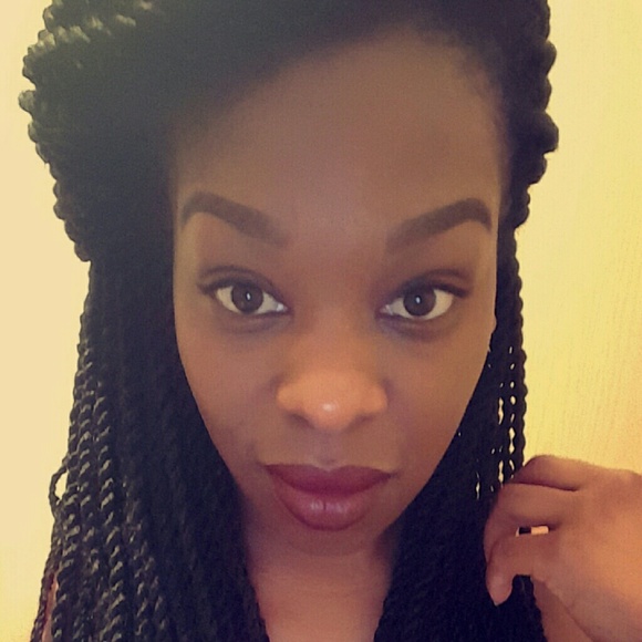 Meet your Posher, Adriana