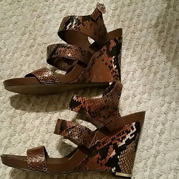 Nine West wedges - Picture 3 of 4
