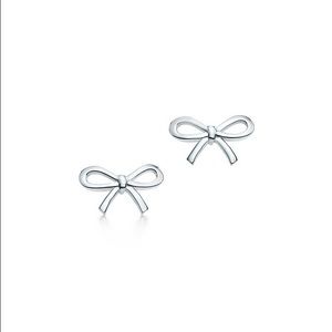 Tiffany & Co. Bow Earrings -box and pouch included