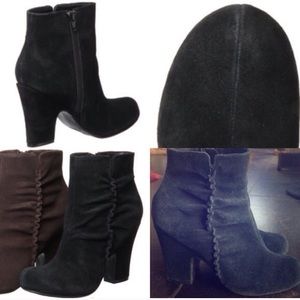 SALE PENDING Size 8.5 Black wedges