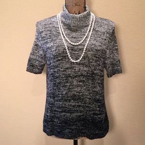 Turtle Neck Short Sleeve Knitted Blouse