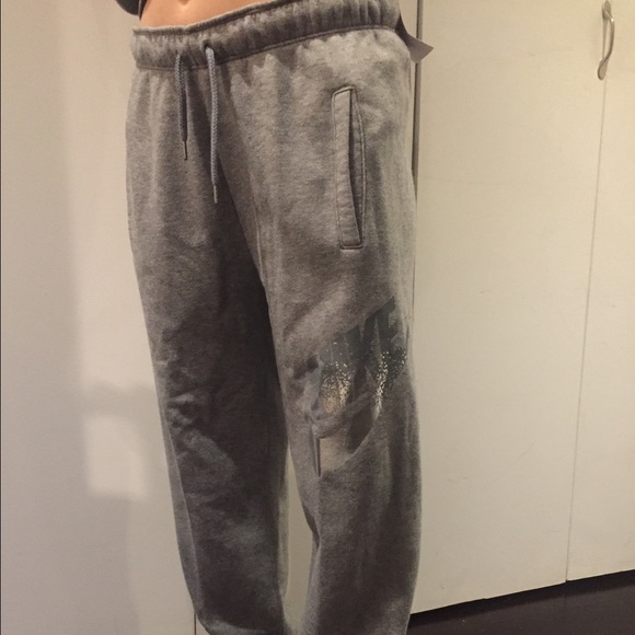 💜Nike Metallic Loose Fit Sweats💜 - Picture 2 of 4