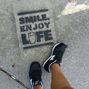 Meet your Posher, Sharon