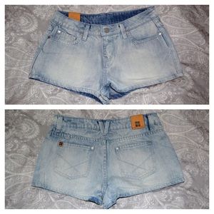 NWOT Low-Rise Nasty Gal Jean Shorts, Size 4