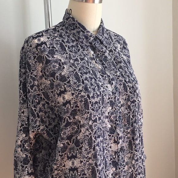 Joe Fresh Lace Print Buttondown