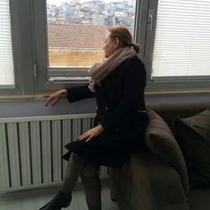 Meet your Posher, Mitra