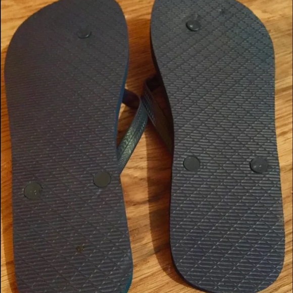 Men's Flip Flops- Size 12! - Picture 2 of 2