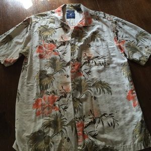 Mens button up island supply co.