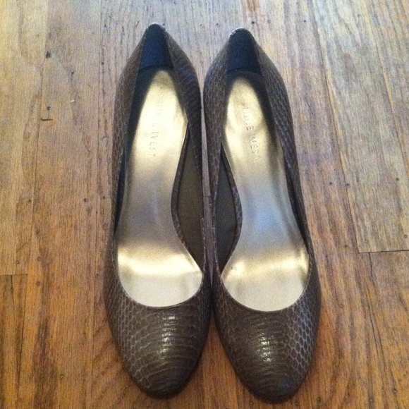 SALE! Nine West heels
