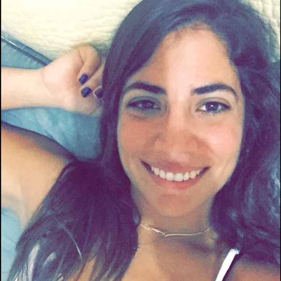 Meet your Posher, Seyna