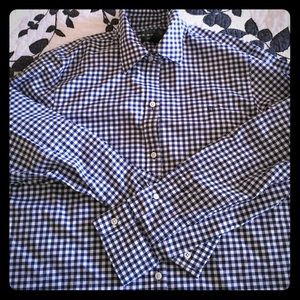 Lauren RL non-iron long-sleeves buttoned up